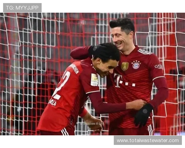 莱万多夫斯基未来转会可能性引发关注，球员经纪人做出重要声明