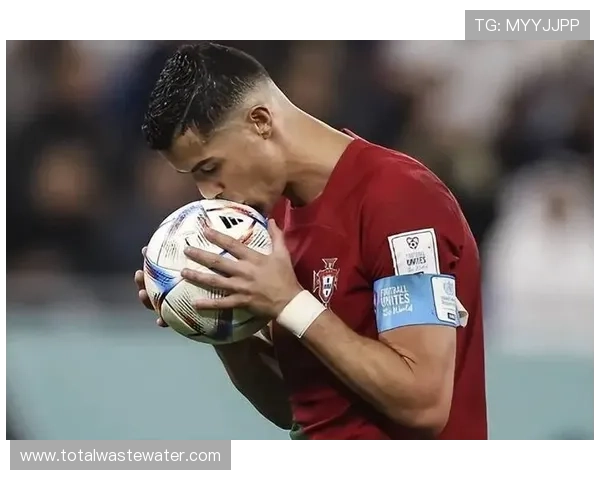 哥伦比亚队高压逼抢