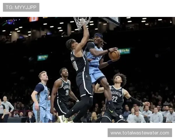 德斯蒙德班恩增加持球挡拆频率显著提升灰熊阵地战进攻效率